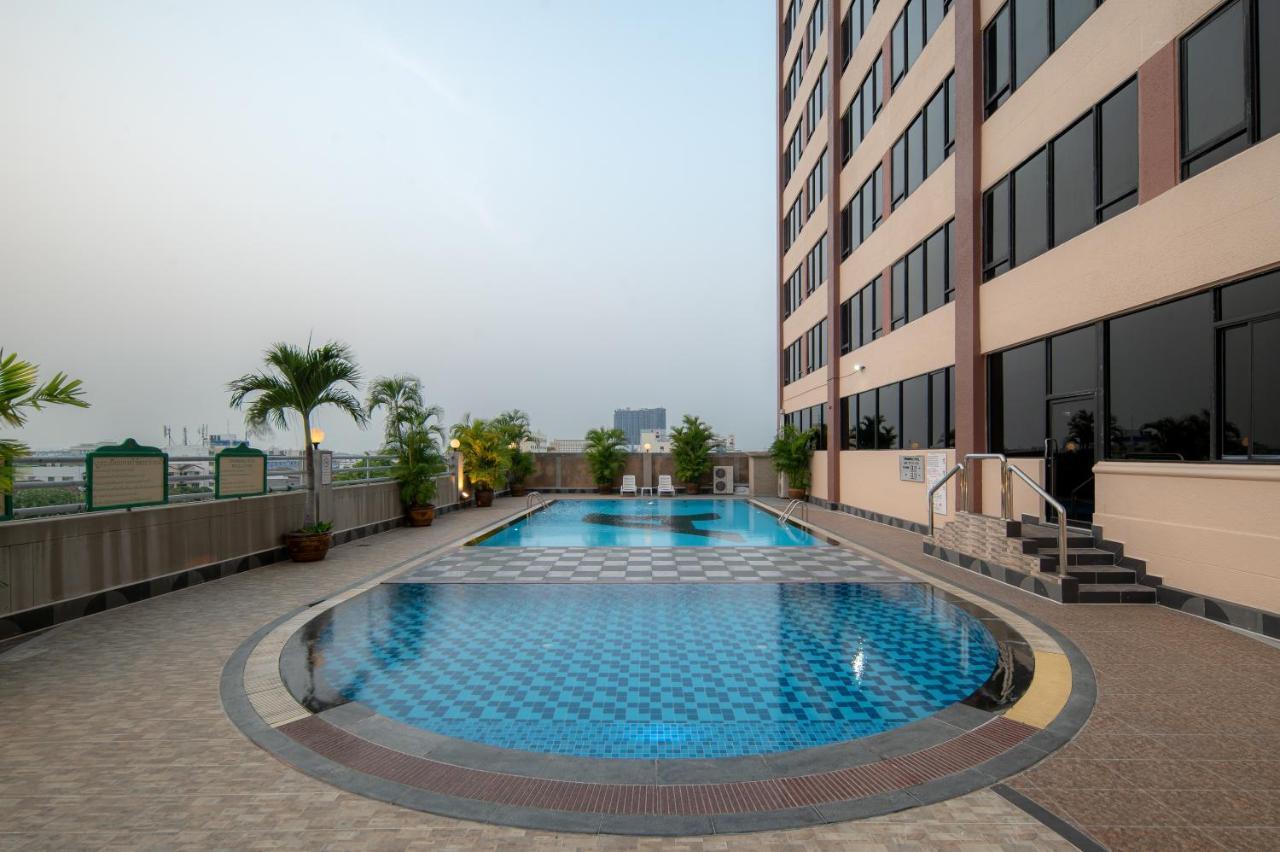 Alexander 5* Bangkok