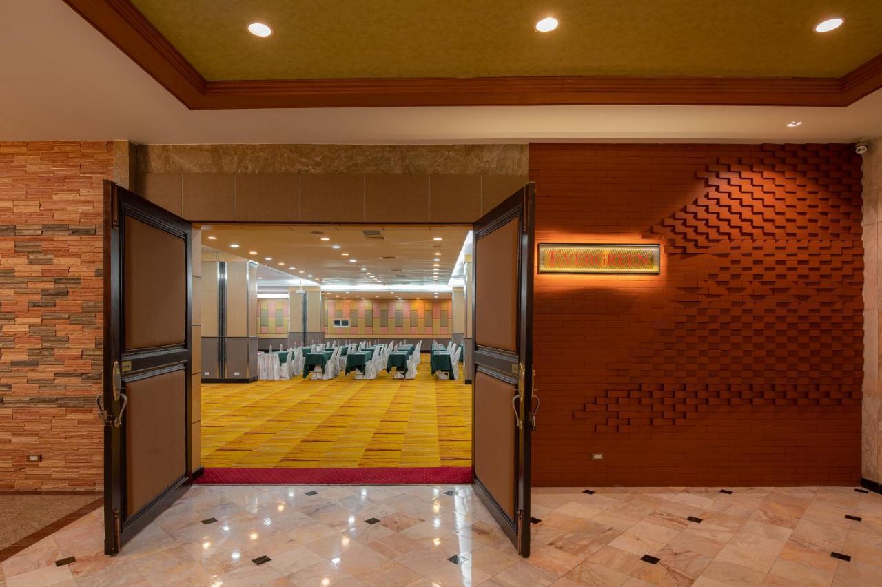 Hotel Alexander Bangkok