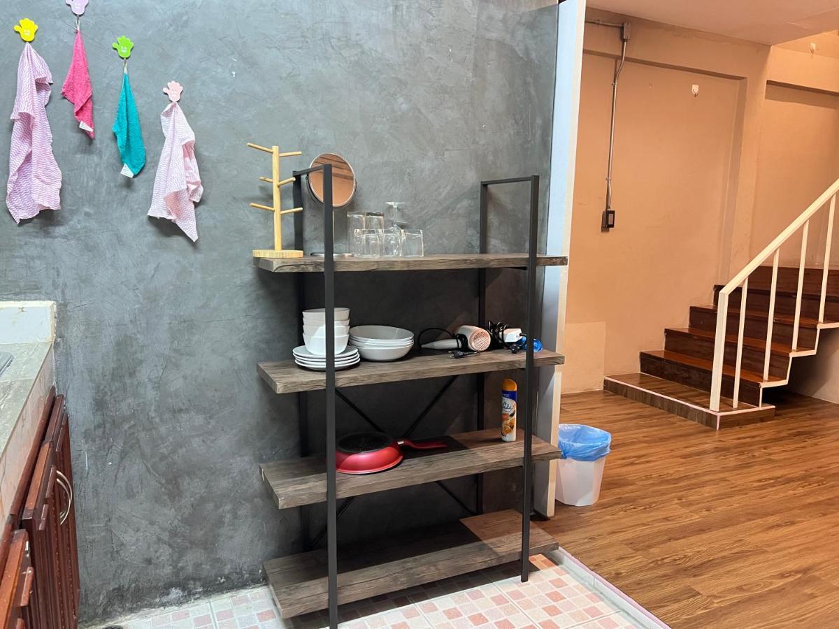 Punnawithi7 Near Bts Onnut Free Wifi Holiday home
