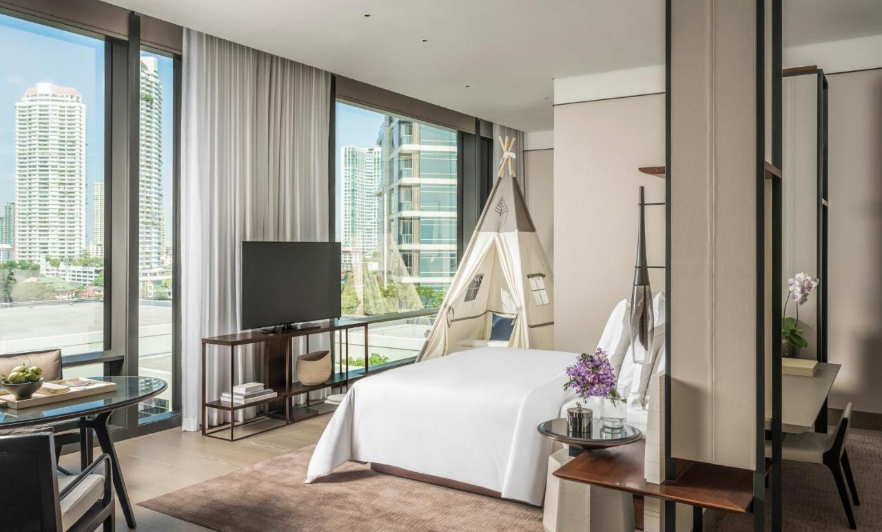 Four Seasons At Chao Phraya River 5*