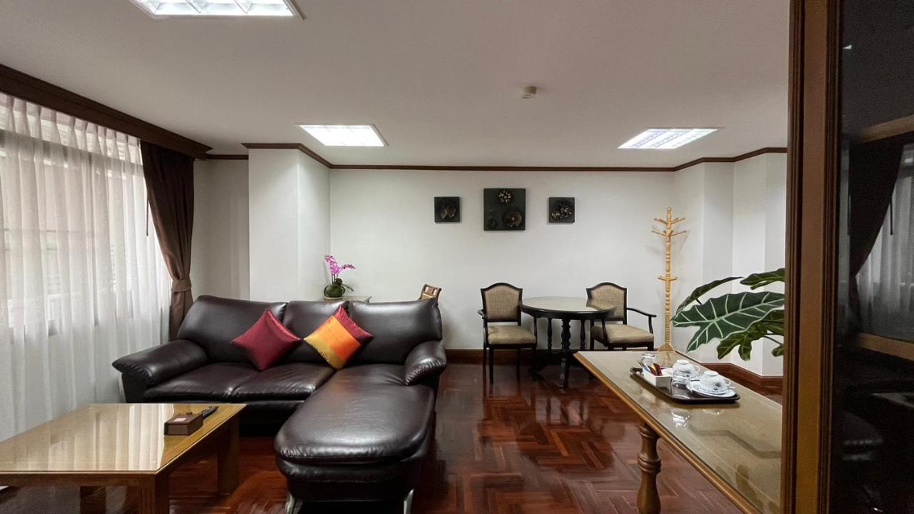 Yellow Ribbon Hills Boutique 3*