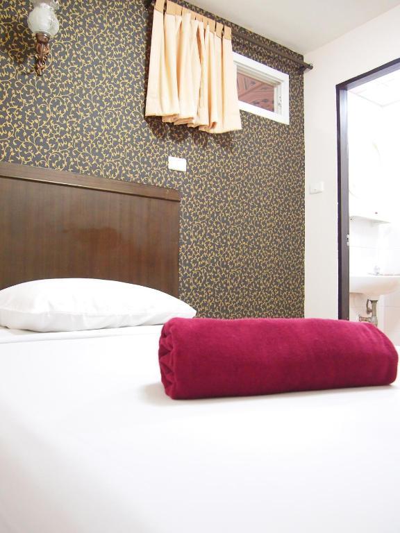 Four Sons Hotel 2*