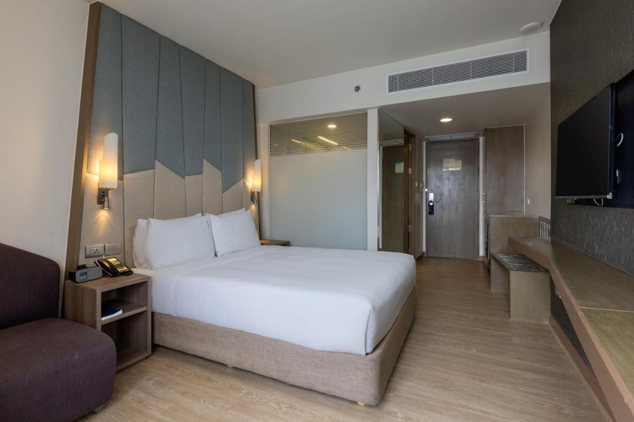 Express Sukhumvit 11 By Ihg Bangkok