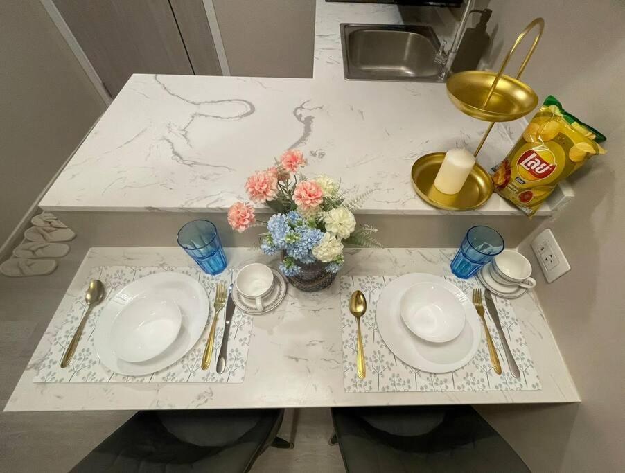 Maxxi Prime Ratchada - Sutthisan Near Jodfair Market *