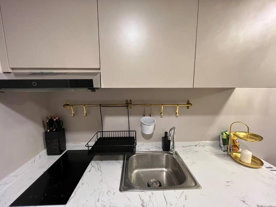 Apartamento Maxxi Prime Ratchada - Sutthisan Near Jodfair Market *