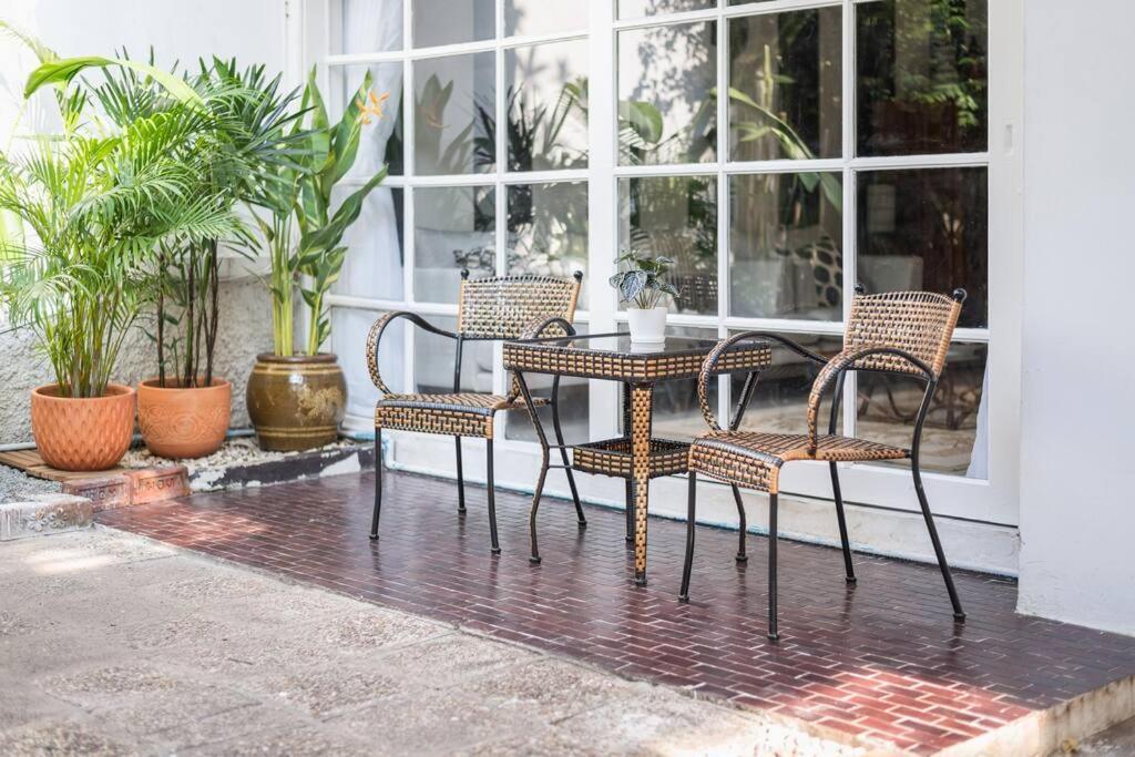 Oasis Townhouse In The Perfect Location *