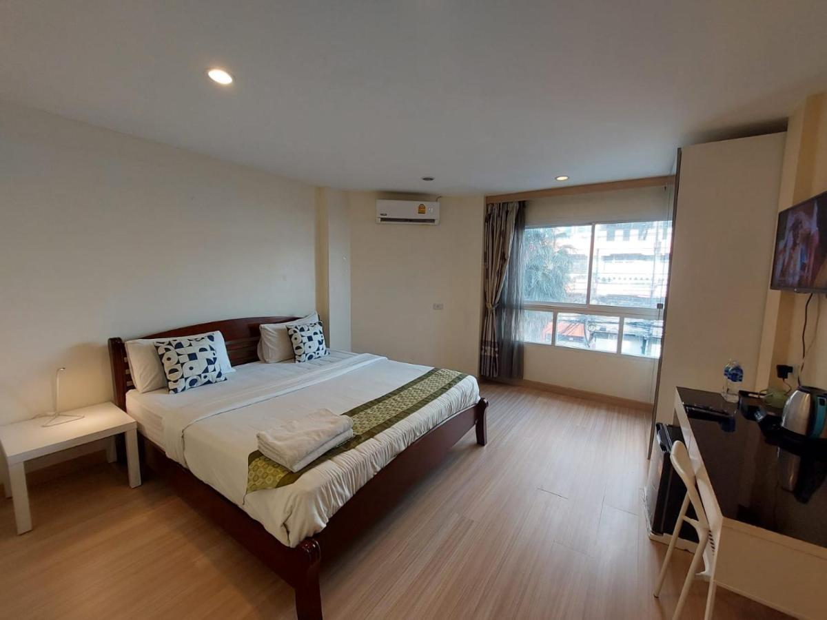 V Check Sukhumvit 22 3* Bangkok