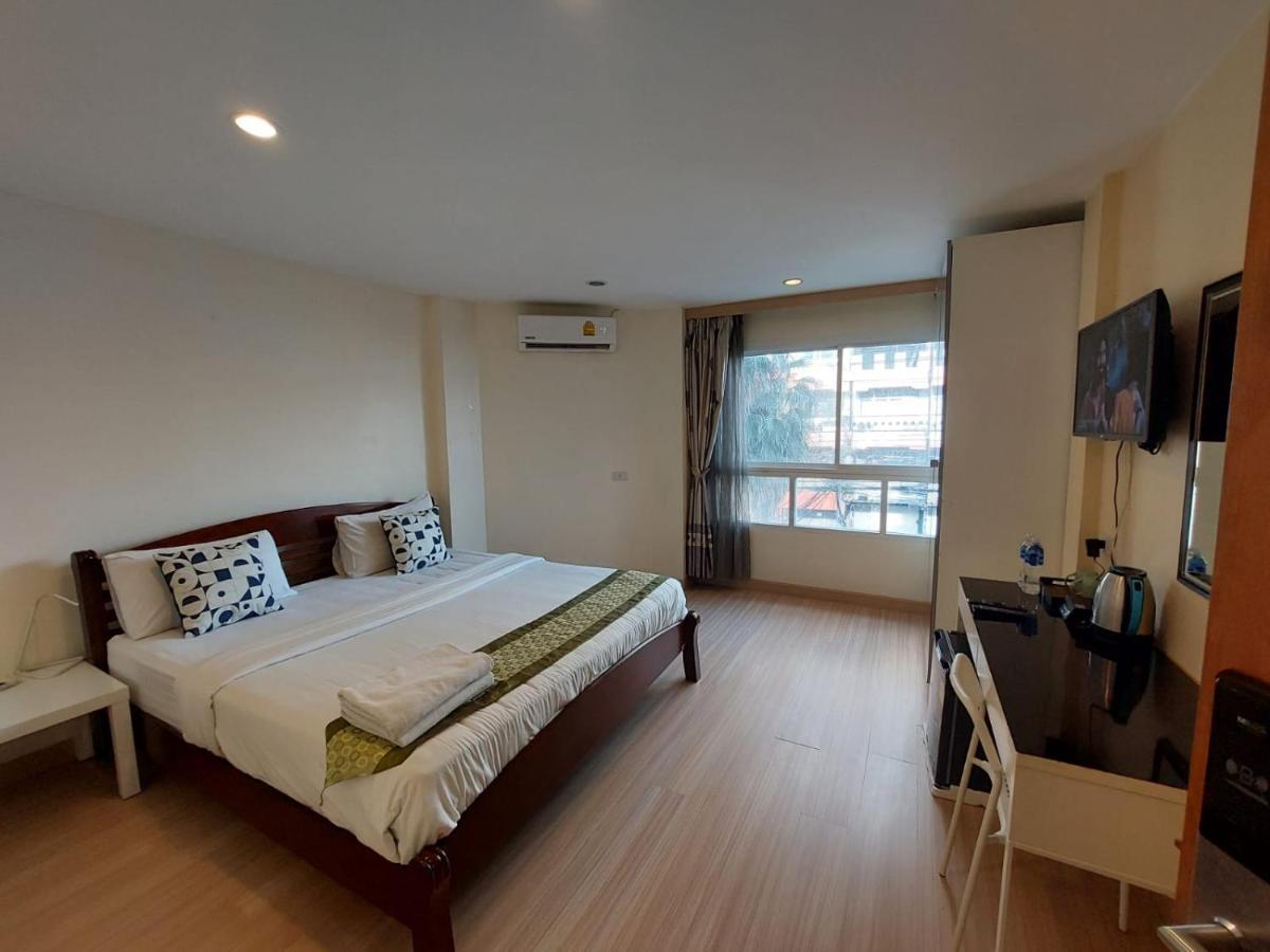 V Check Sukhumvit 22 3* Bangkok