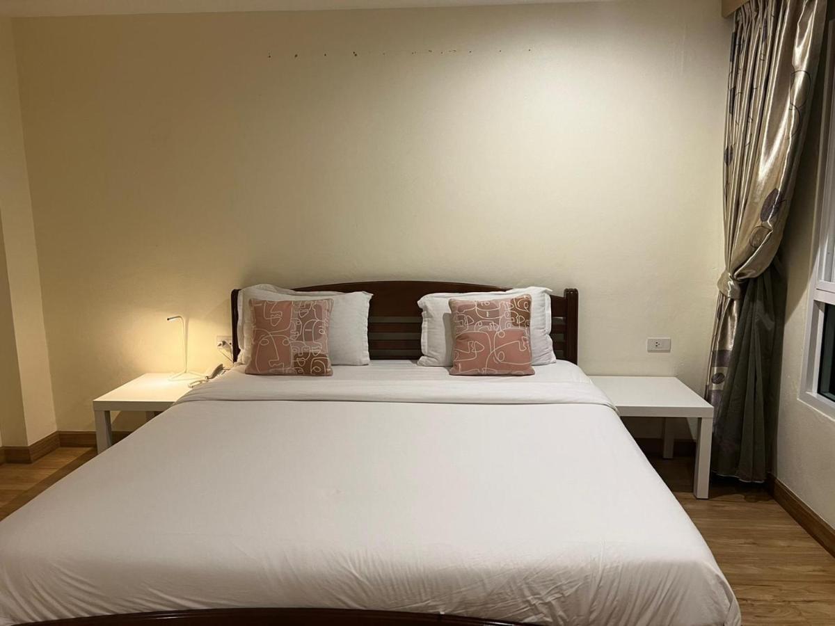 V Check Sukhumvit 22