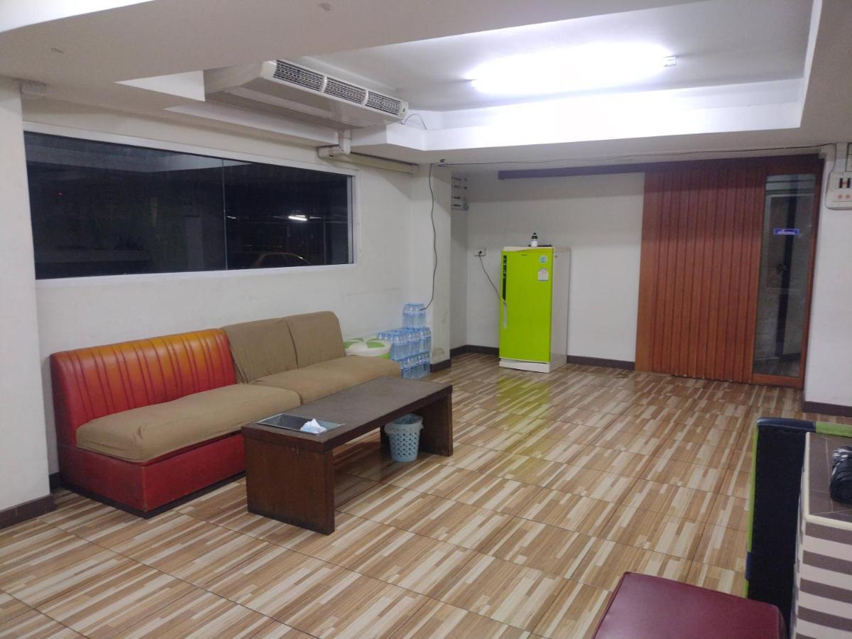 Asrama Friendly - Dmk Airport เฟรนด์ลี่ ดอนเมือง *