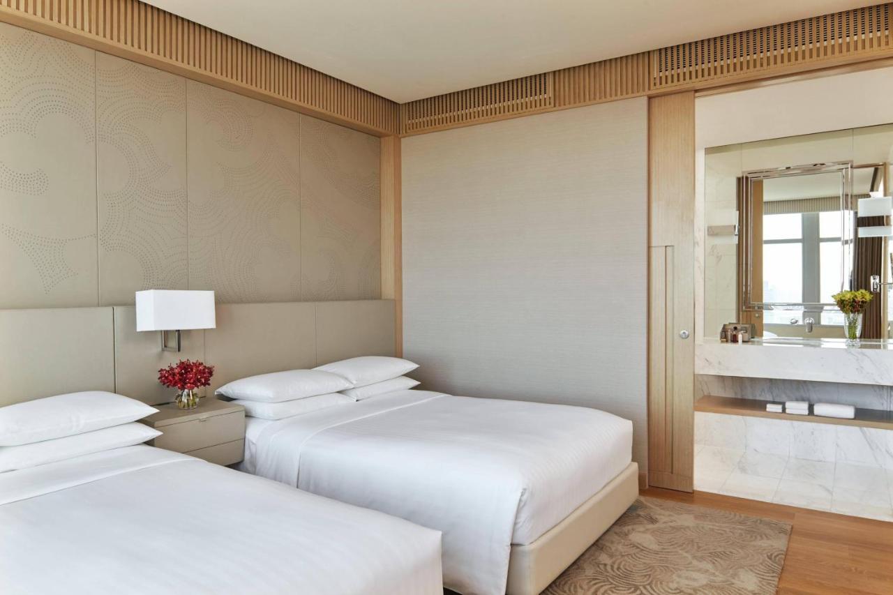 Marriott Sukhumvit - Sha Extra Hotel