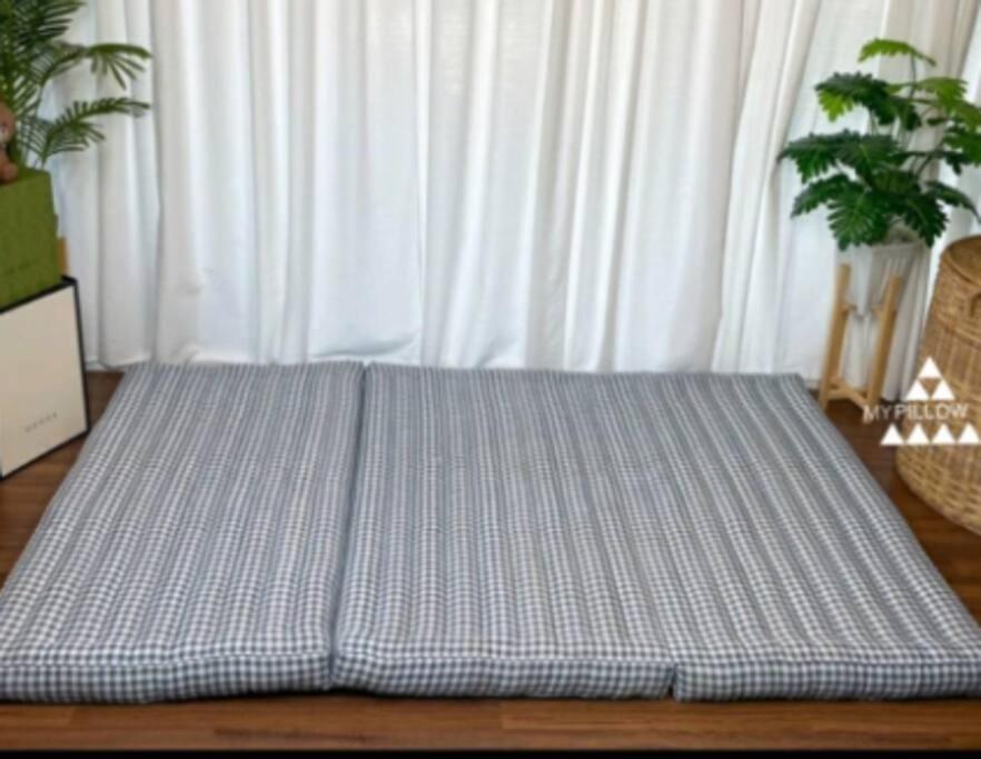 Apartment High-class 2bed Skyview Just 1-step From Bts Onnut Bangkok
