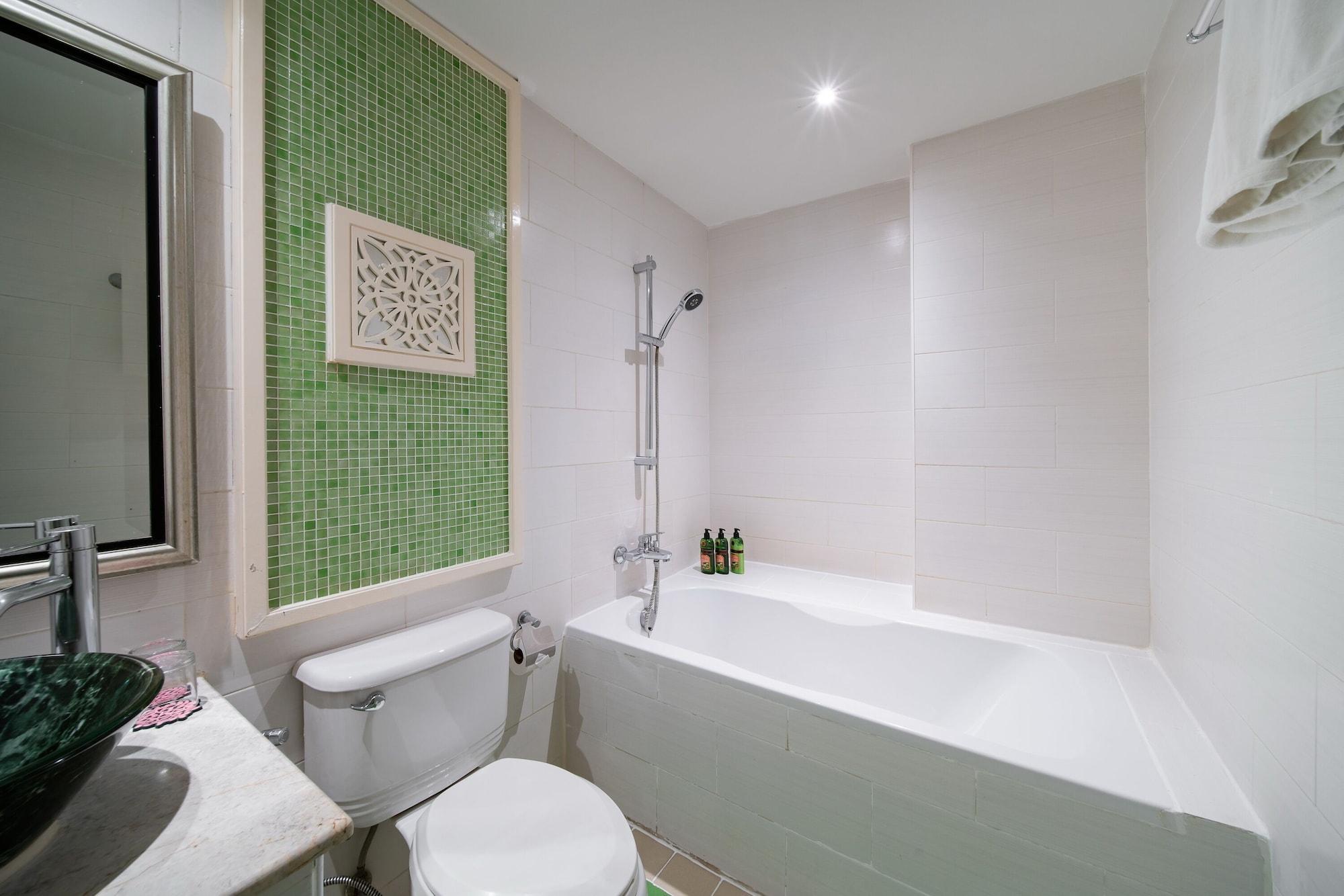 La Petite Salil Sukhumvit 8 3*