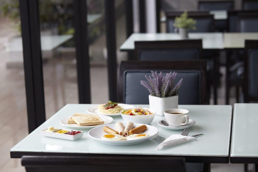 Hotel Anya Nana At Sukhumvit - Sha Extra Plus Bangkok