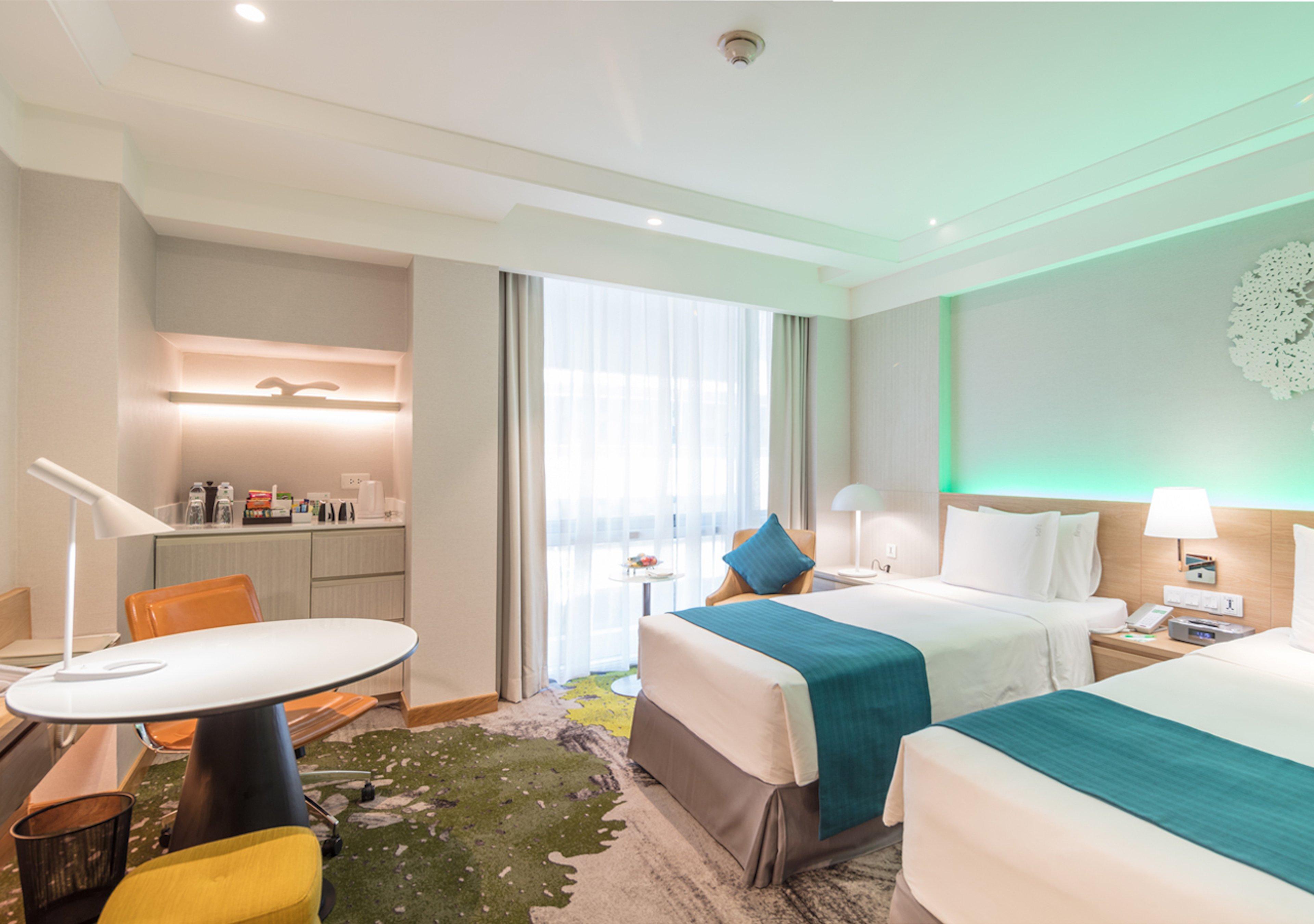 By Ihg 4*