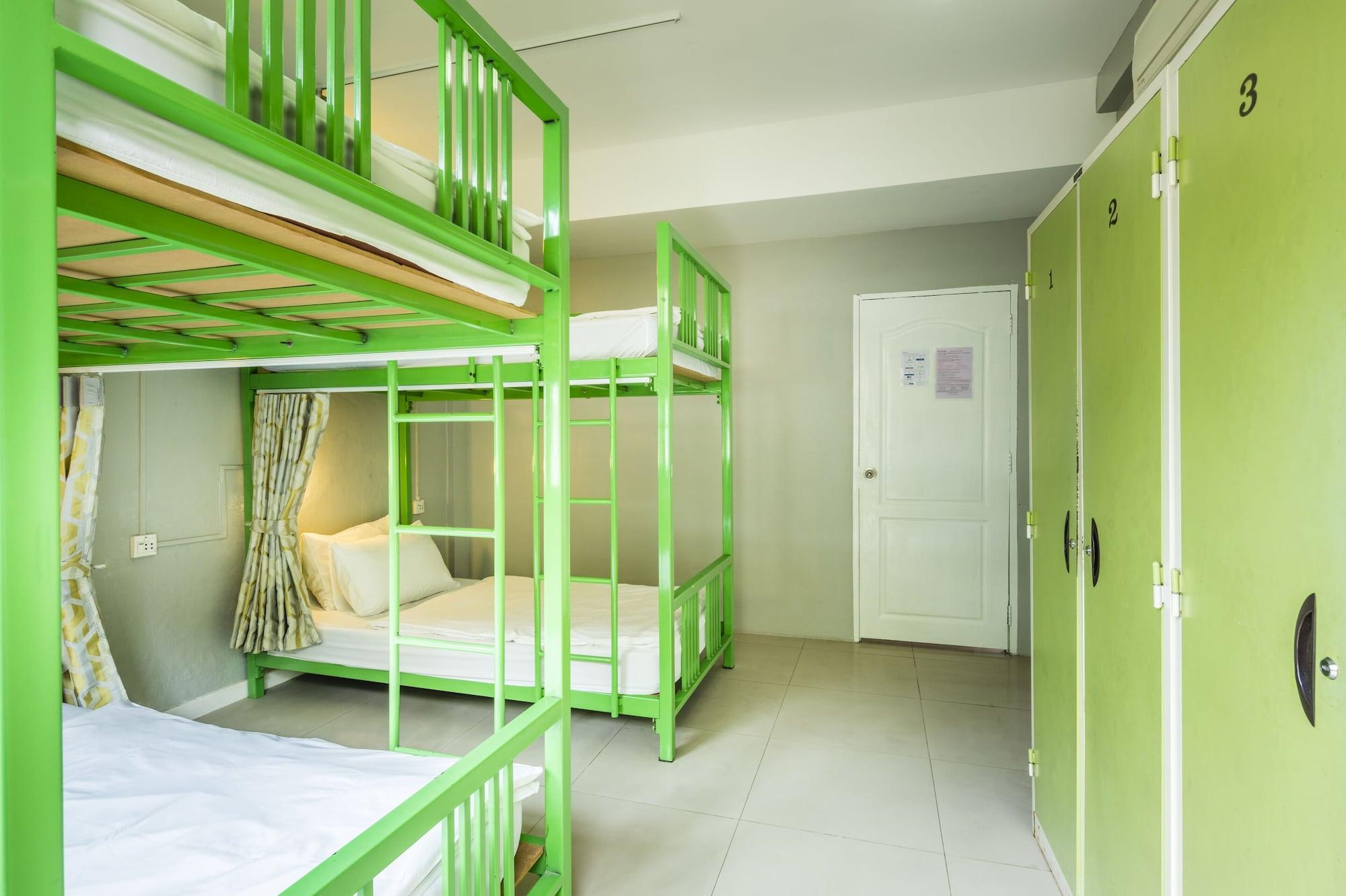 Hostel At Hua Lamphong Bangkok