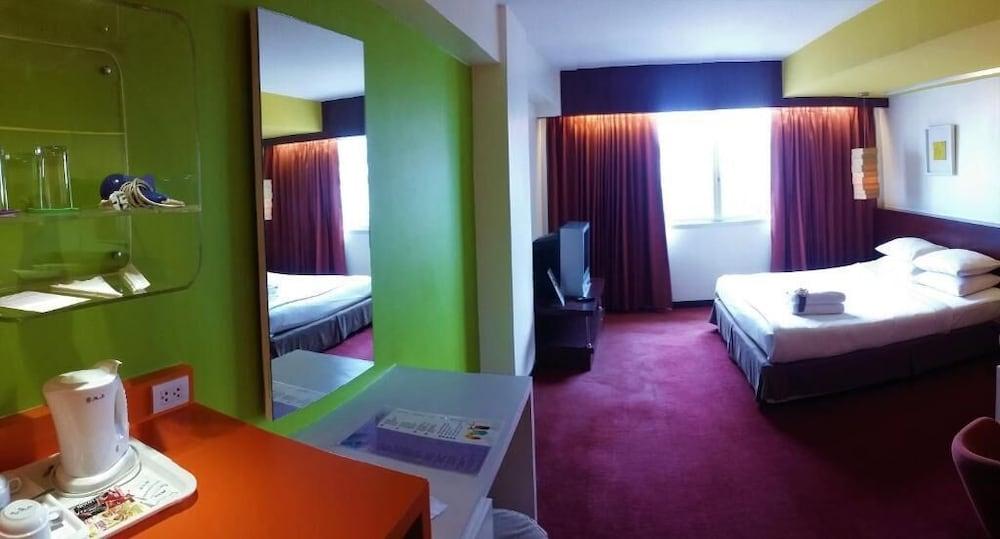 Veronica Hotel