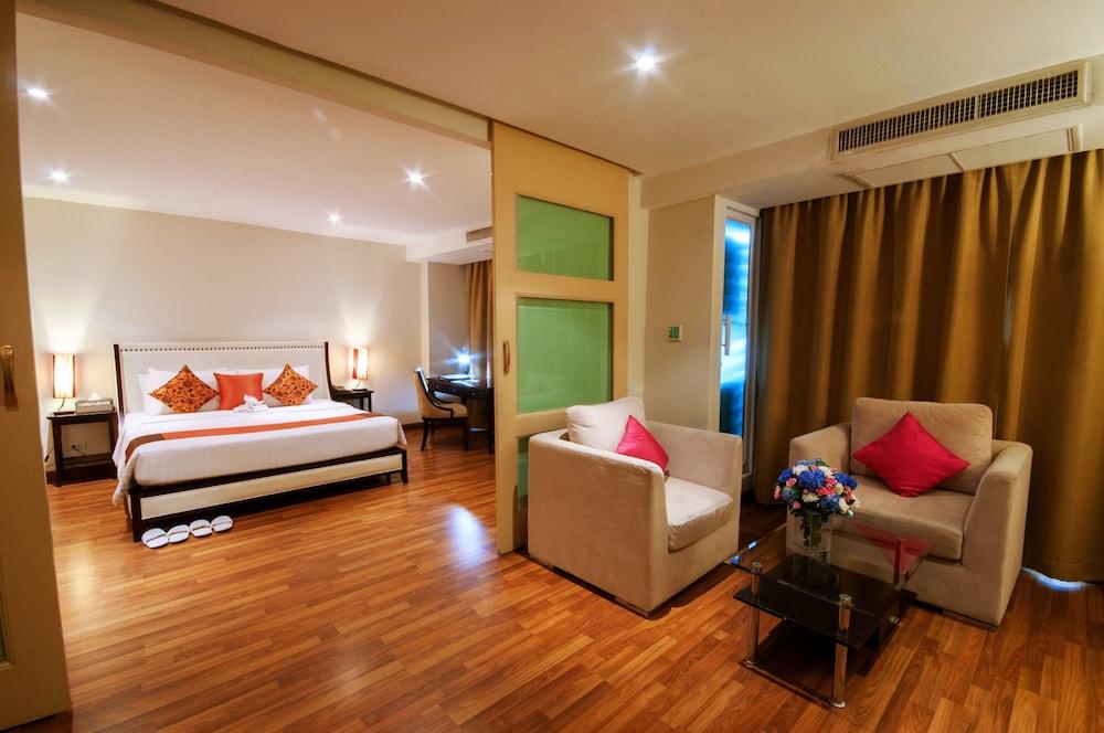 The Bless And 4* Bangkok