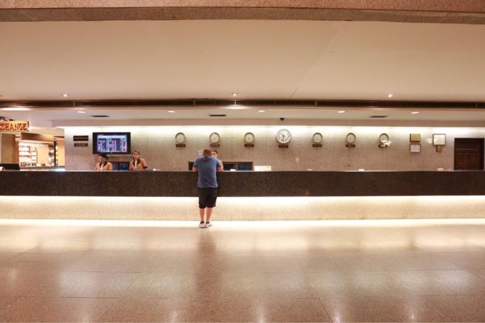 Asia Hotel Bangkok 4*