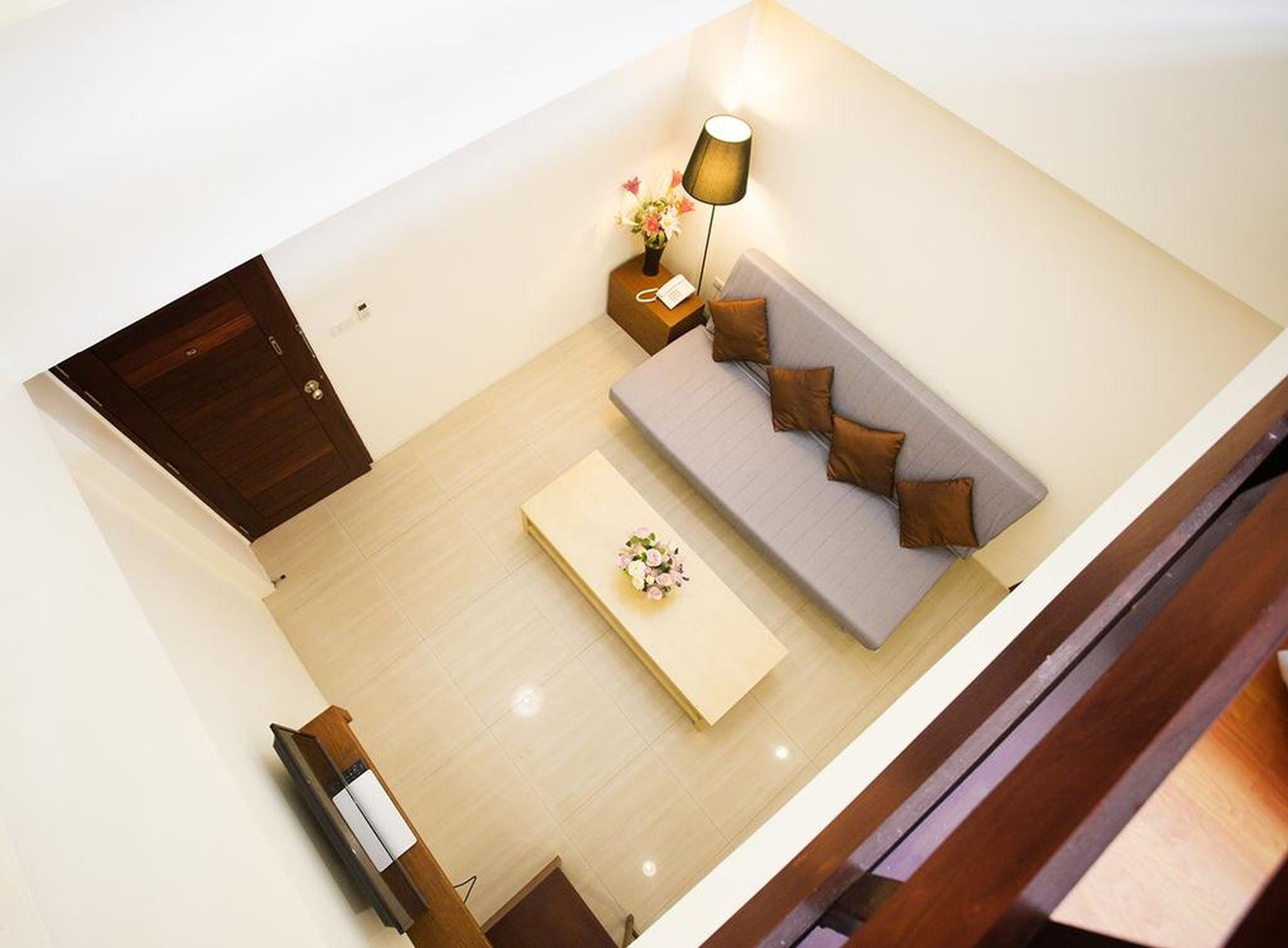 The Loft Inn
