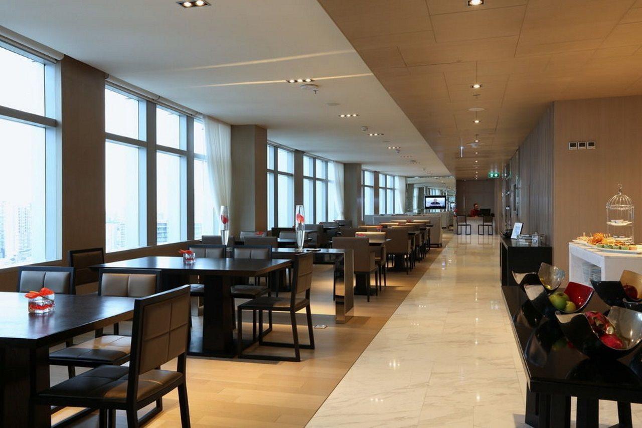 Marriott Sukhumvit - Sha Extra Hotel