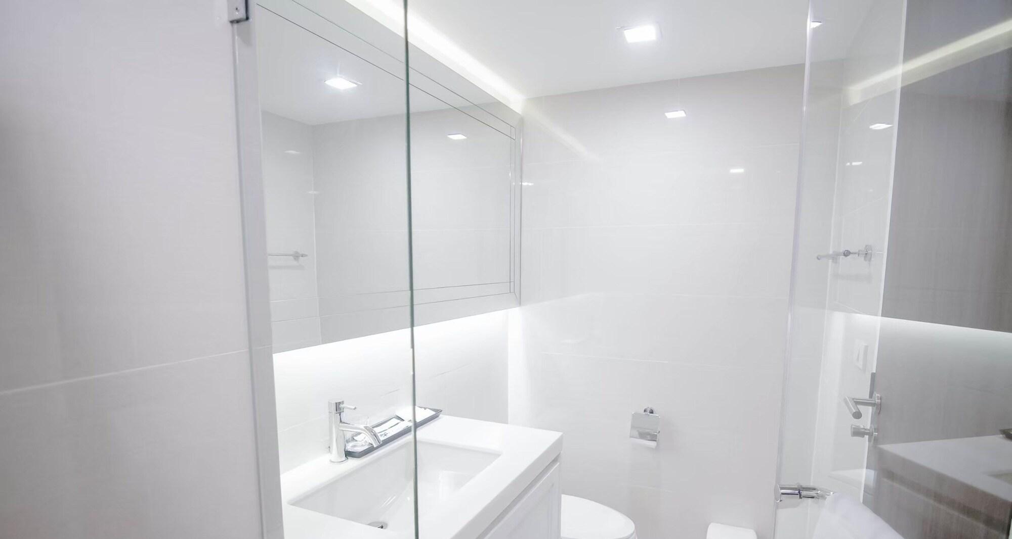 Hope Land Sukhumvit 8 4*