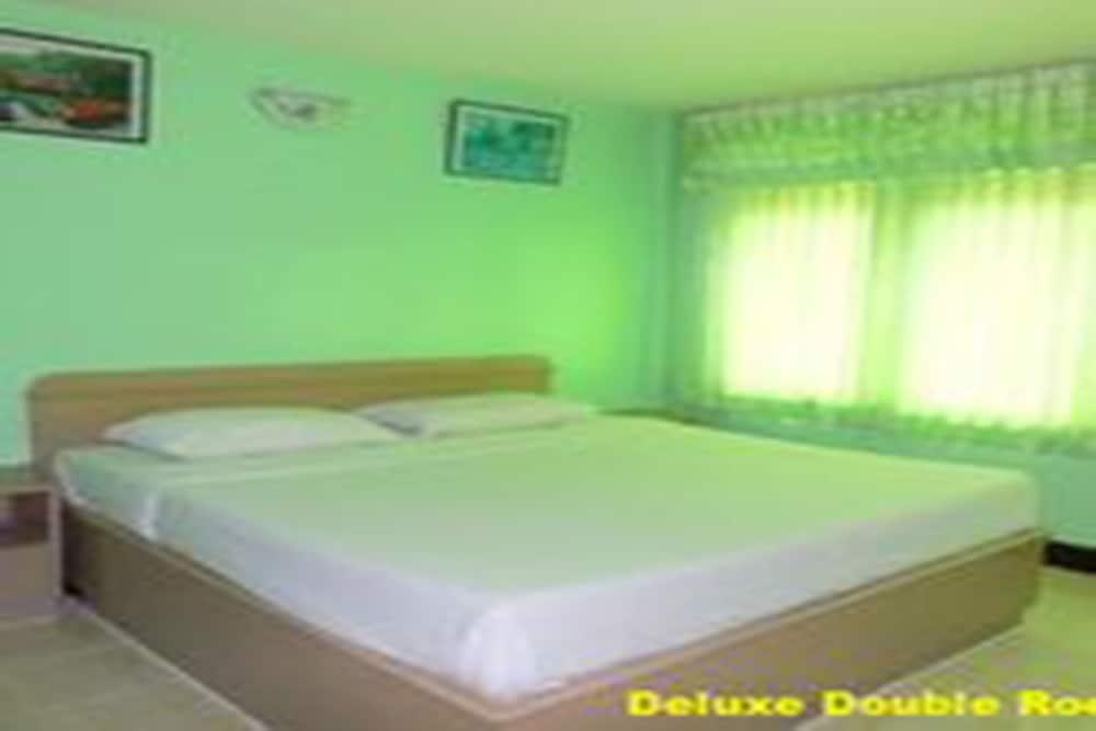 Penginapan Woodlands 2*