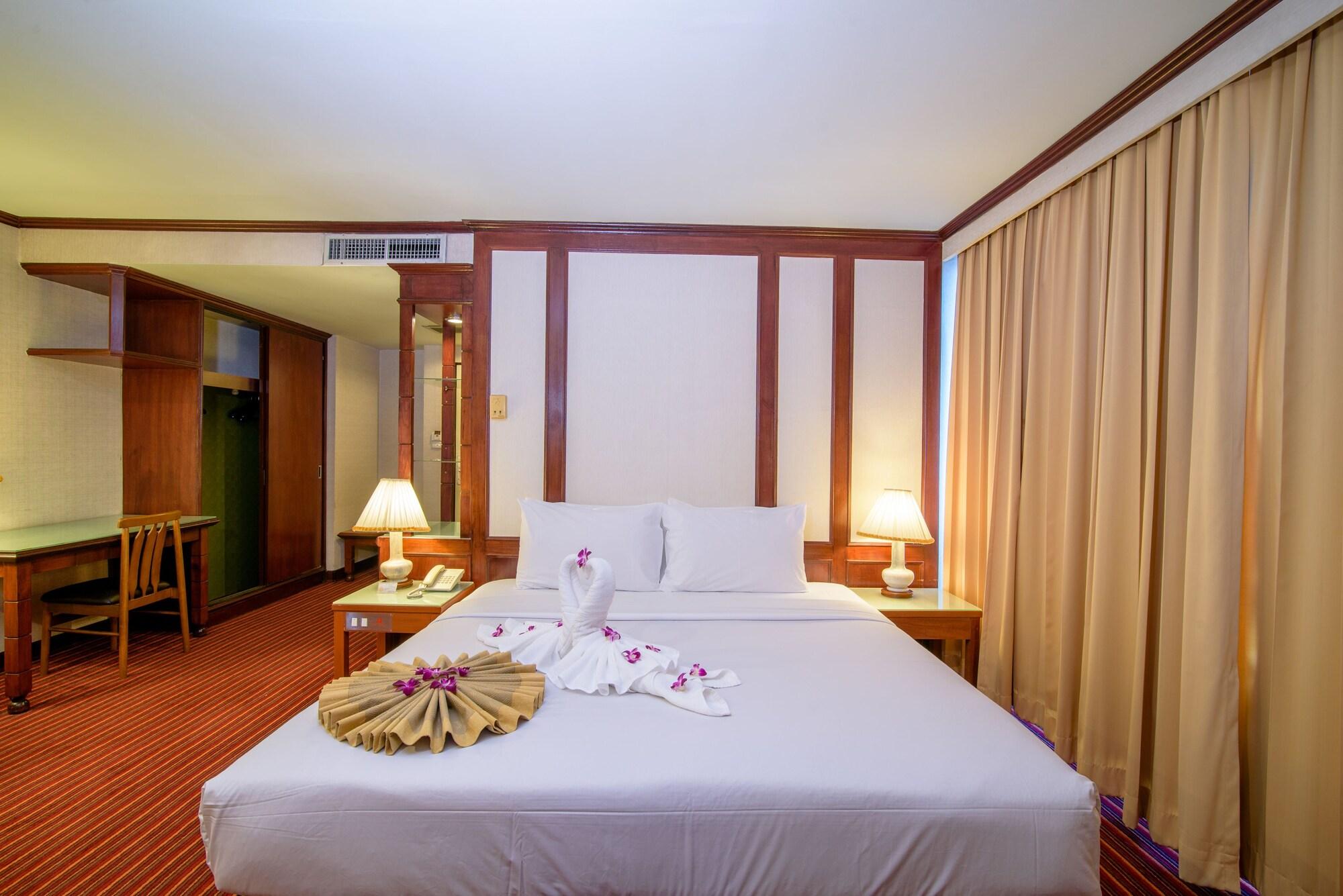 Hotel Alexander Bangkok