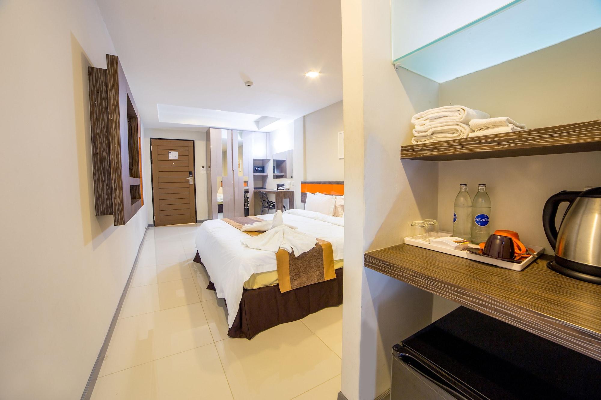 Cubic Pratunam Hotel 3*