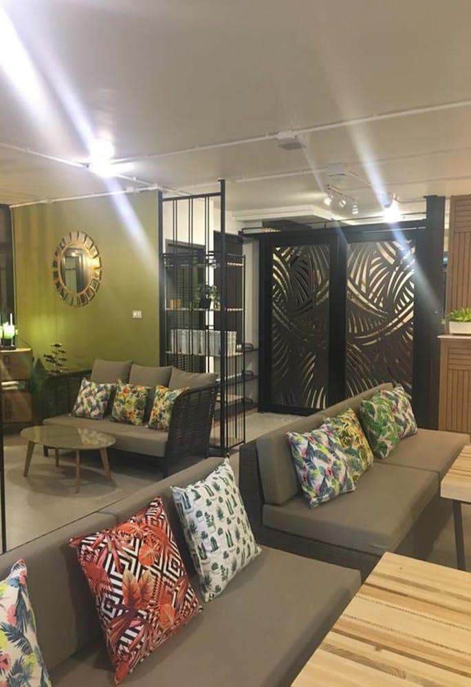 Saran Poshtel Hotel Bangkok