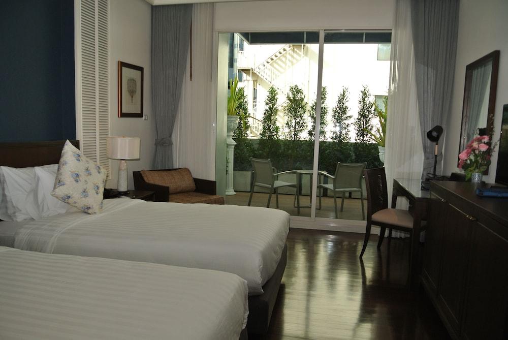 The Rose Residence, 4*