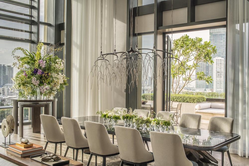 Four Seasons At Chao Phraya River 5*