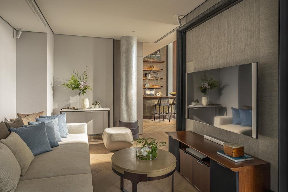 Four Seasons At Chao Phraya River Hotel Bangkok