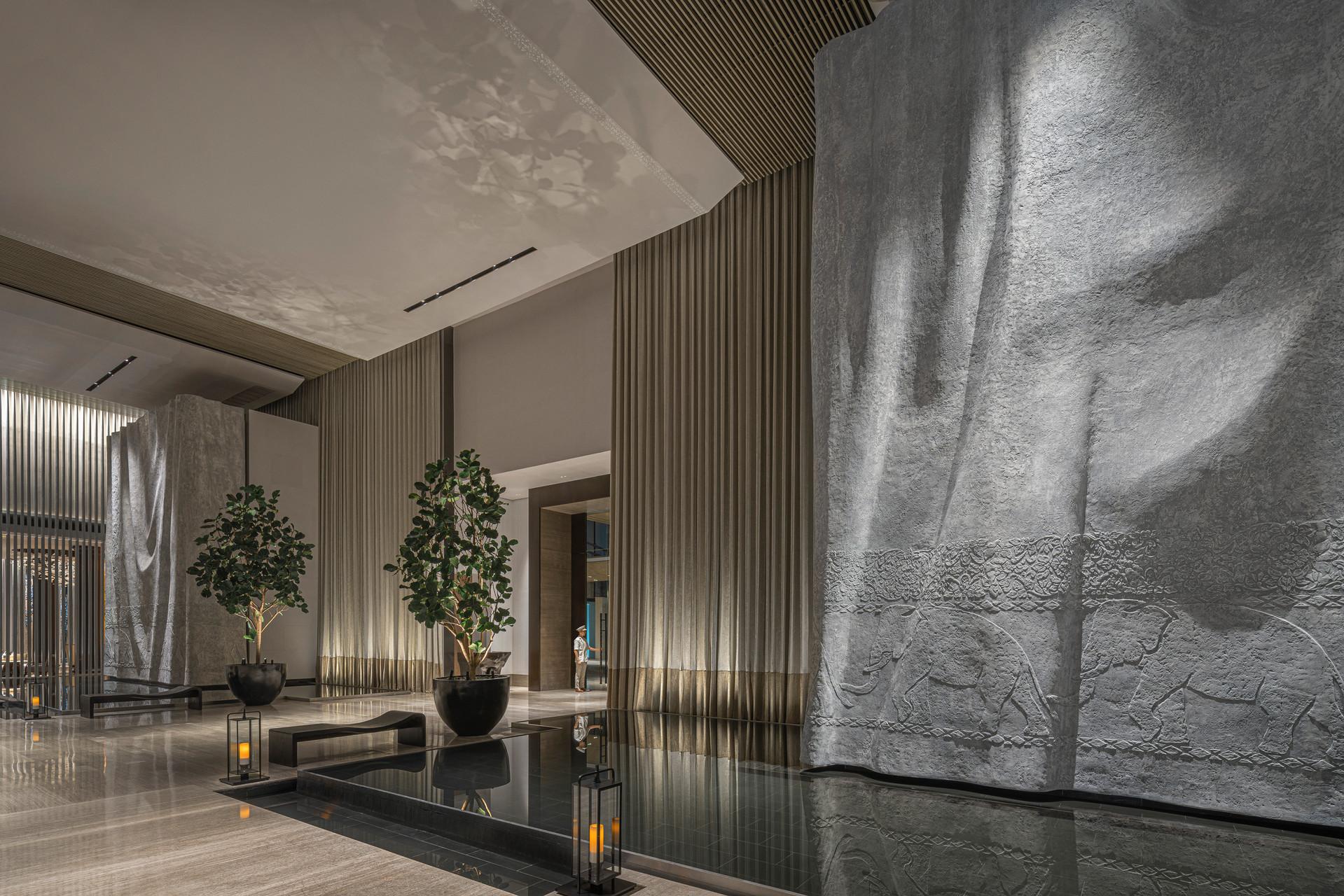 Four Seasons At Chao Phraya River