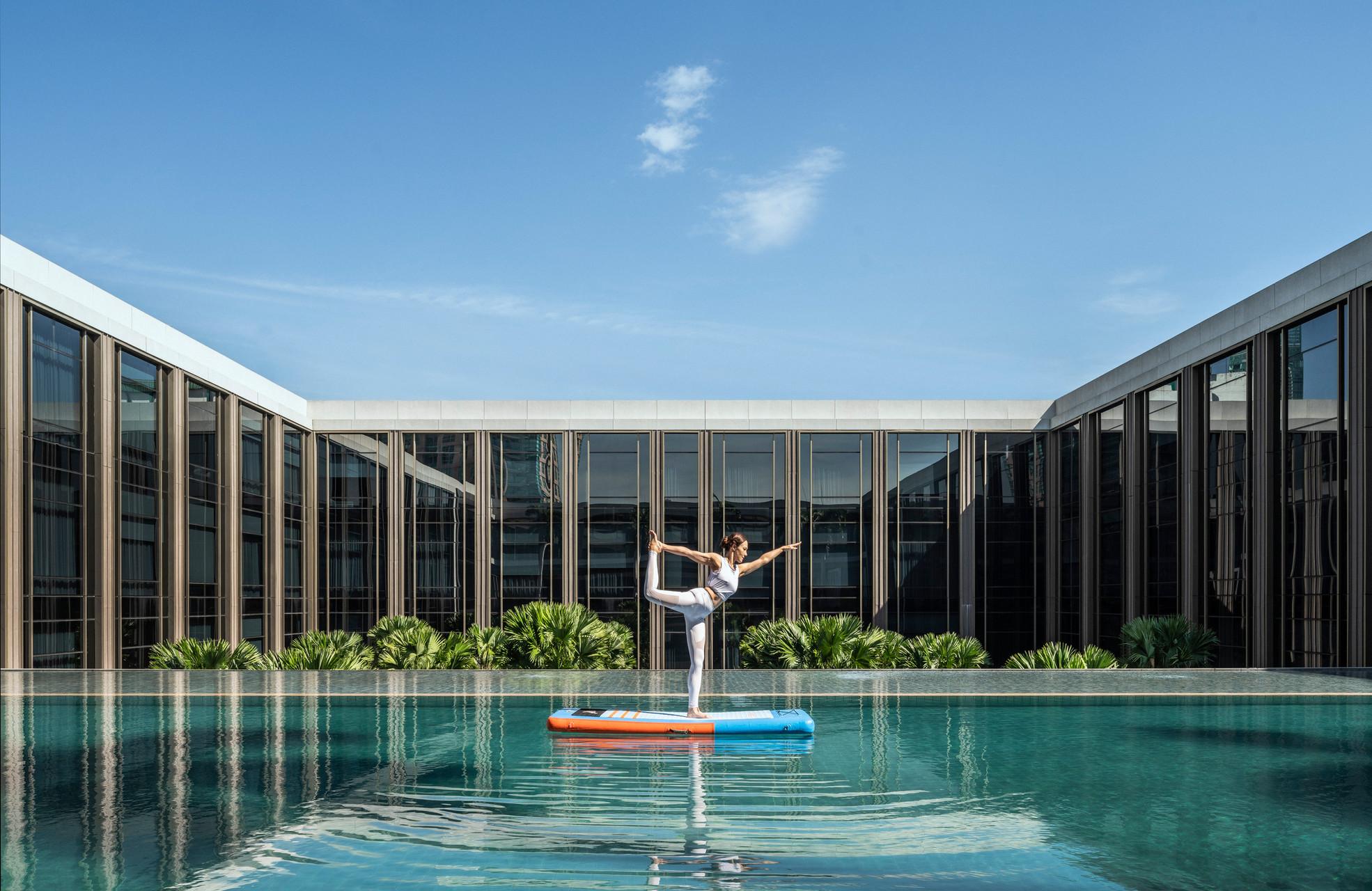 Four Seasons At Chao Phraya River