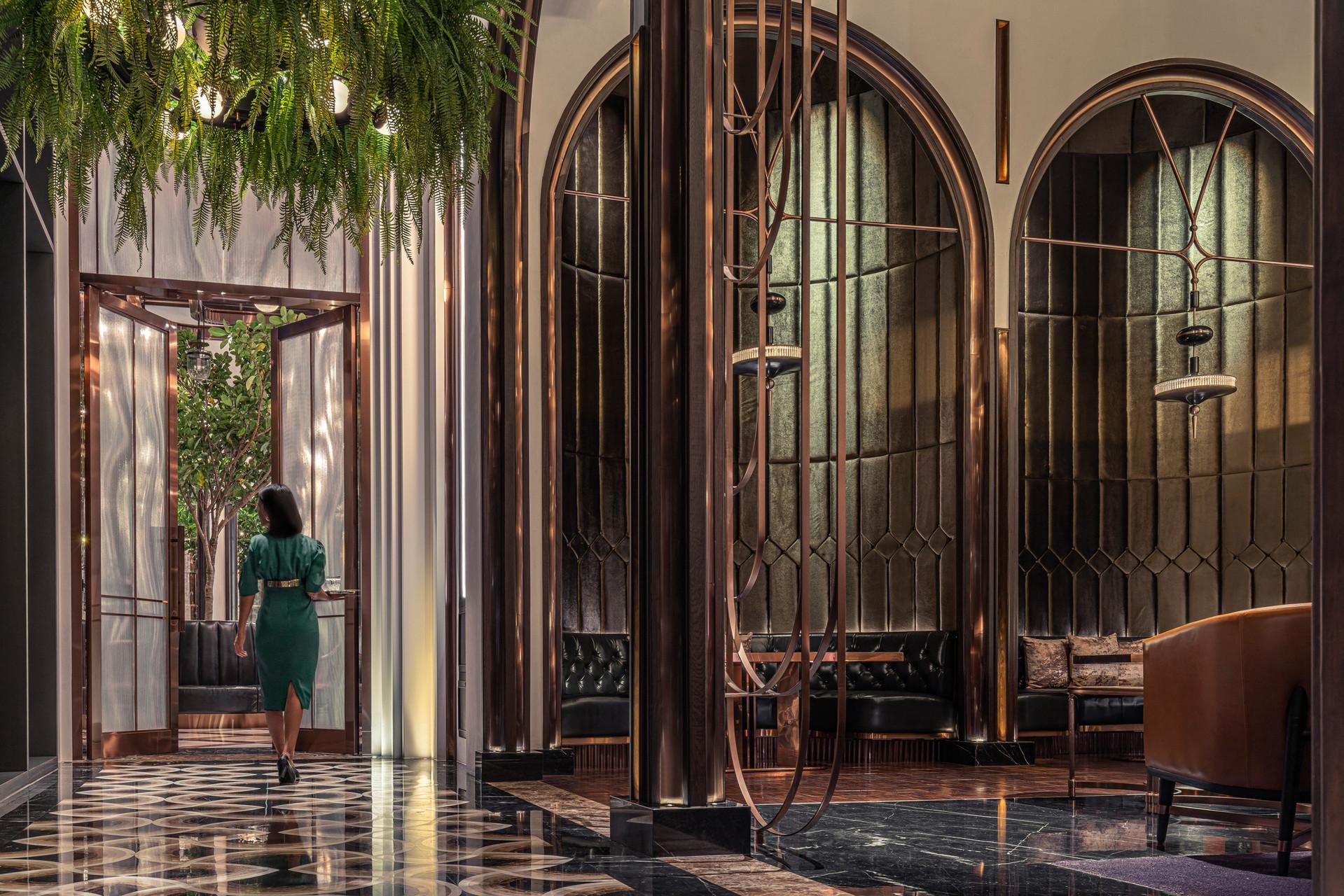 Four Seasons At Chao Phraya River