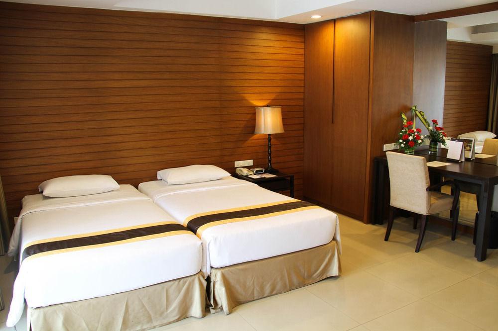 Hotel Furamaxclusive Sathorn, 4*