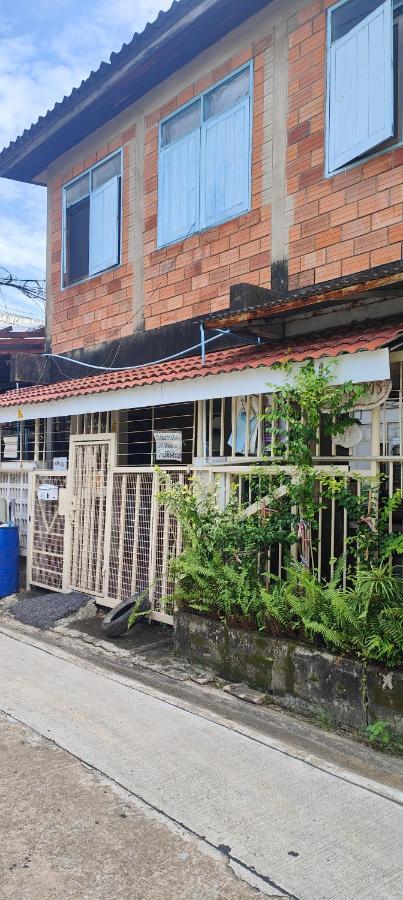 Apartemen 206 Olan Place With Free Wi-fi