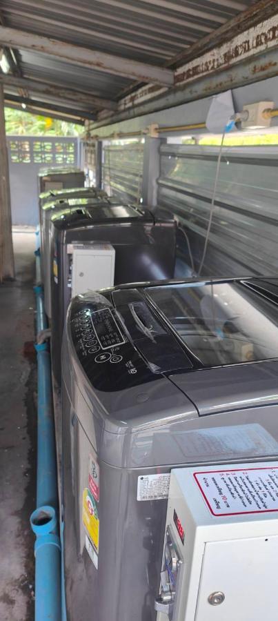 206 Olan Place With Free Wi-fi Apartemen