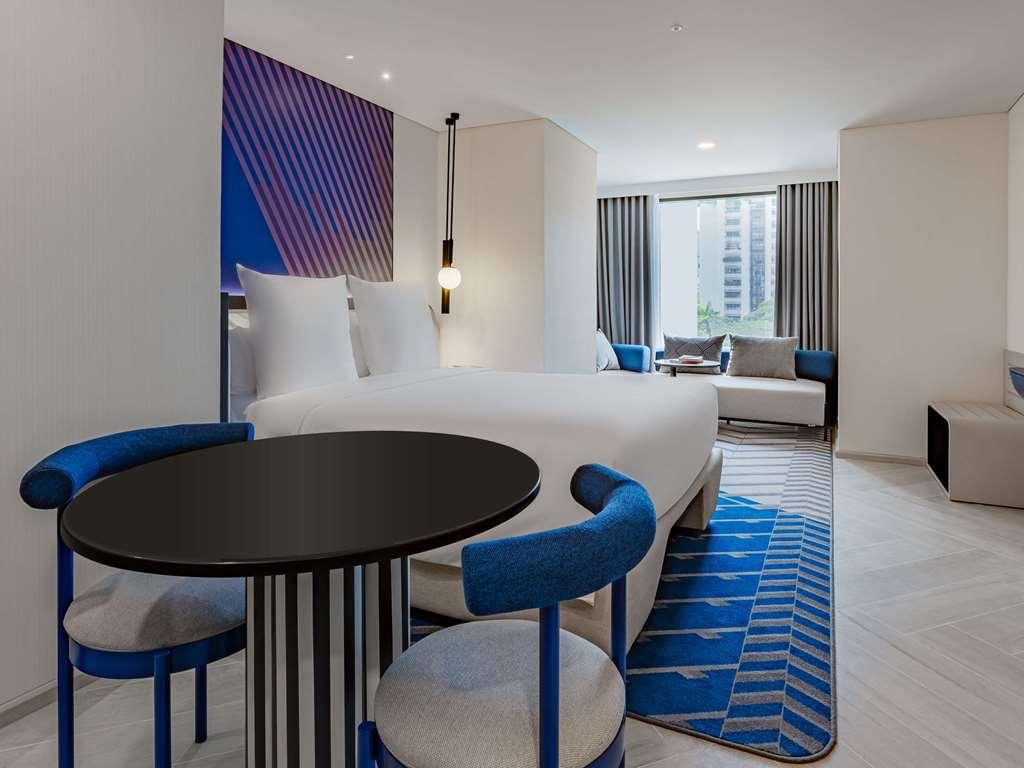 Tribe Living Sukhumvit 39 By Accorhotels Hotel