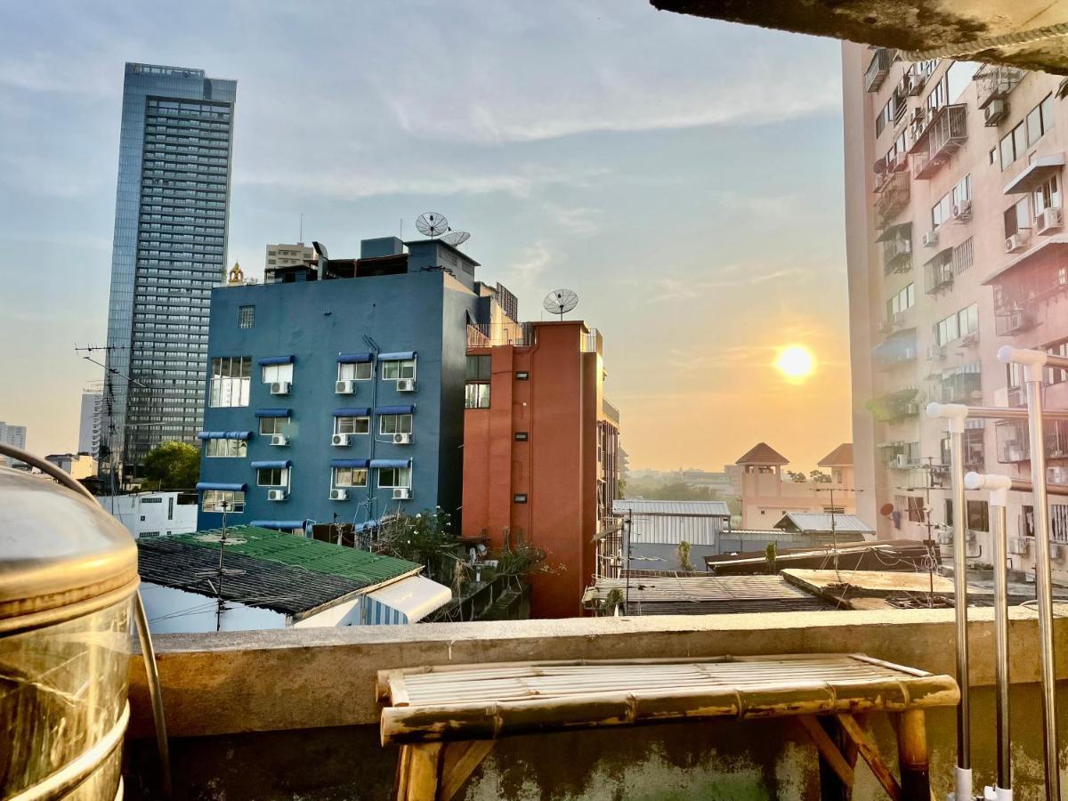Hostel Baan Khaosoi - Private In A Rooftop 4th Floor *