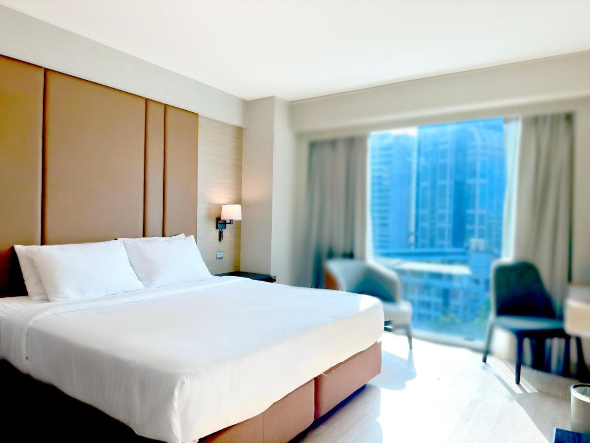 Ramada By Wyndham Sukhumvit 11 Bangkok