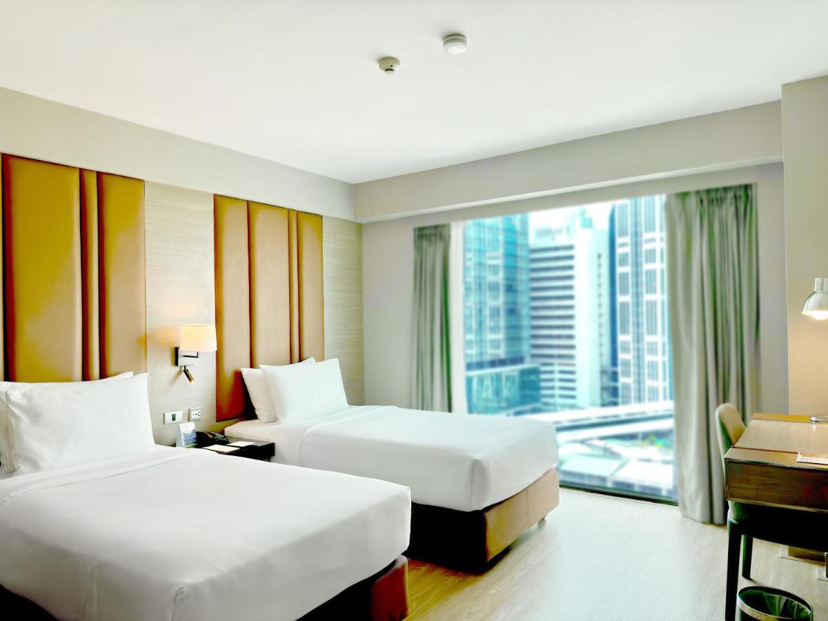 Ramada By Wyndham Sukhumvit 11 Hotel