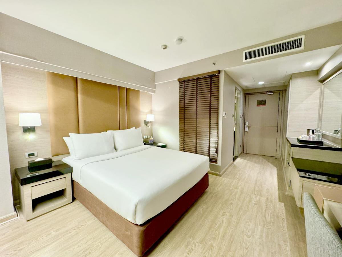 Hotel Ramada By Wyndham Sukhumvit 11