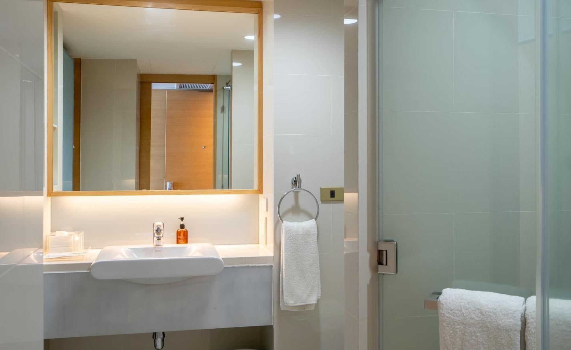 Vela Dhi Glow Pratunam - Sha Hotel