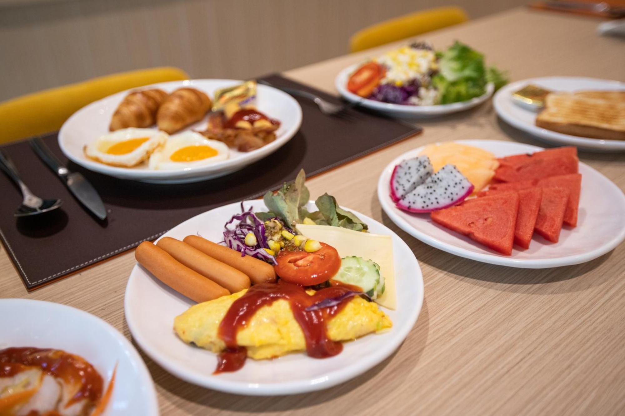 Phachara Sukhumvit 4* Bangkok