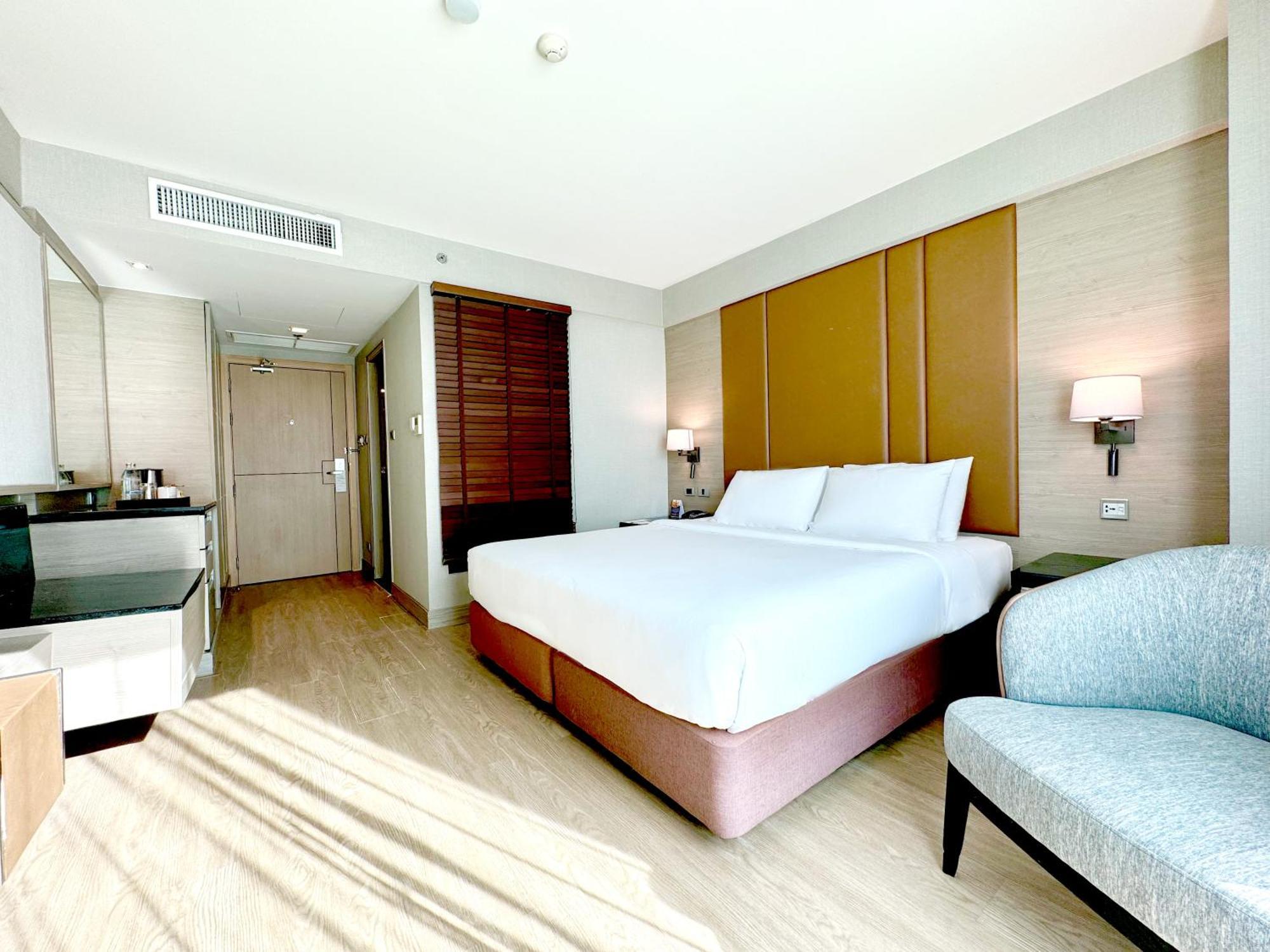 Hotel Ramada By Wyndham Sukhumvit 11
