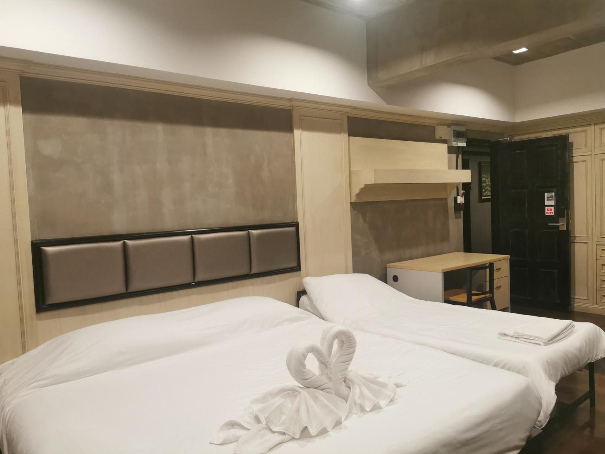 Bed Place Albergue