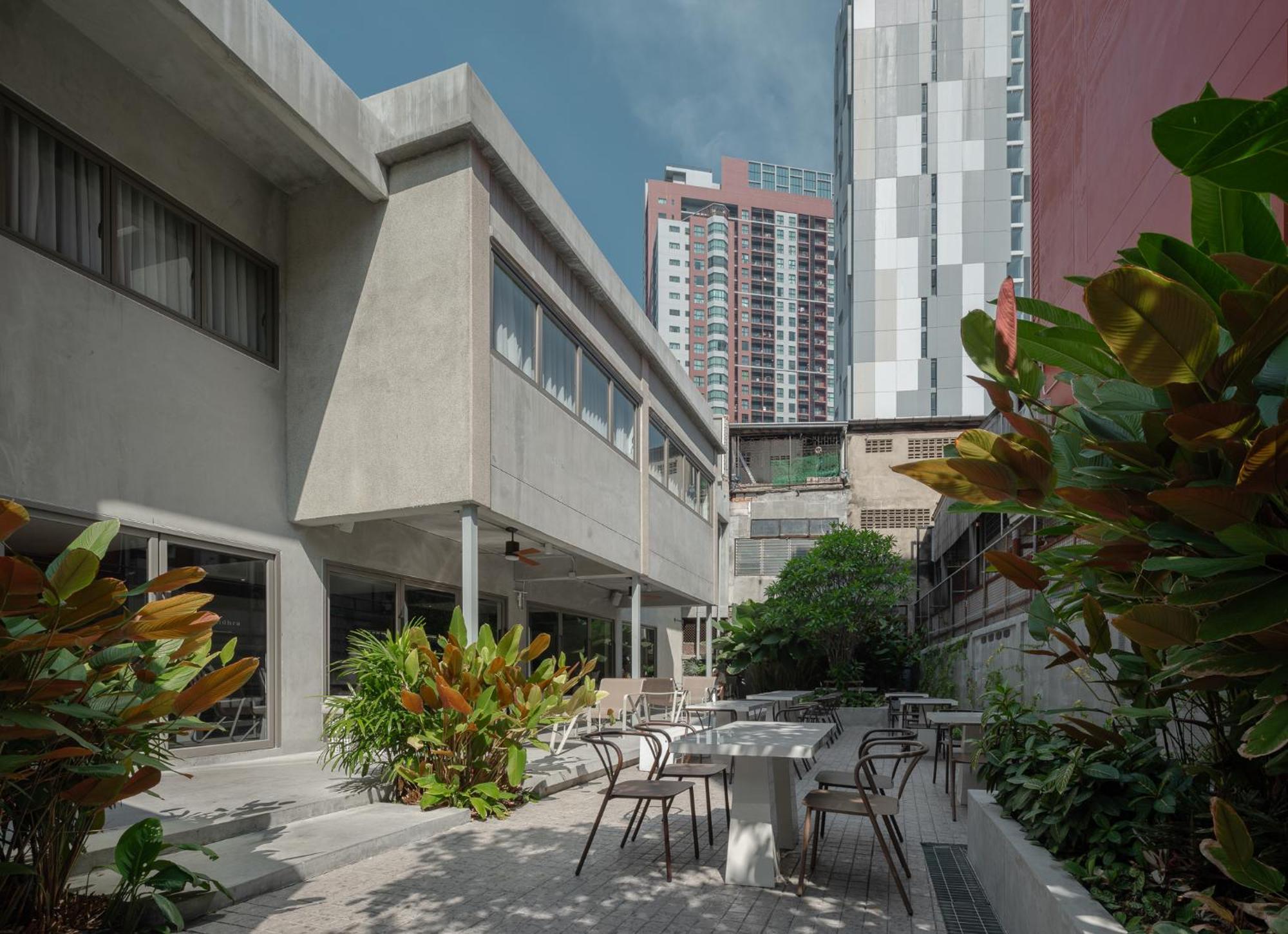 Nidhra Boutique Sukhumvit