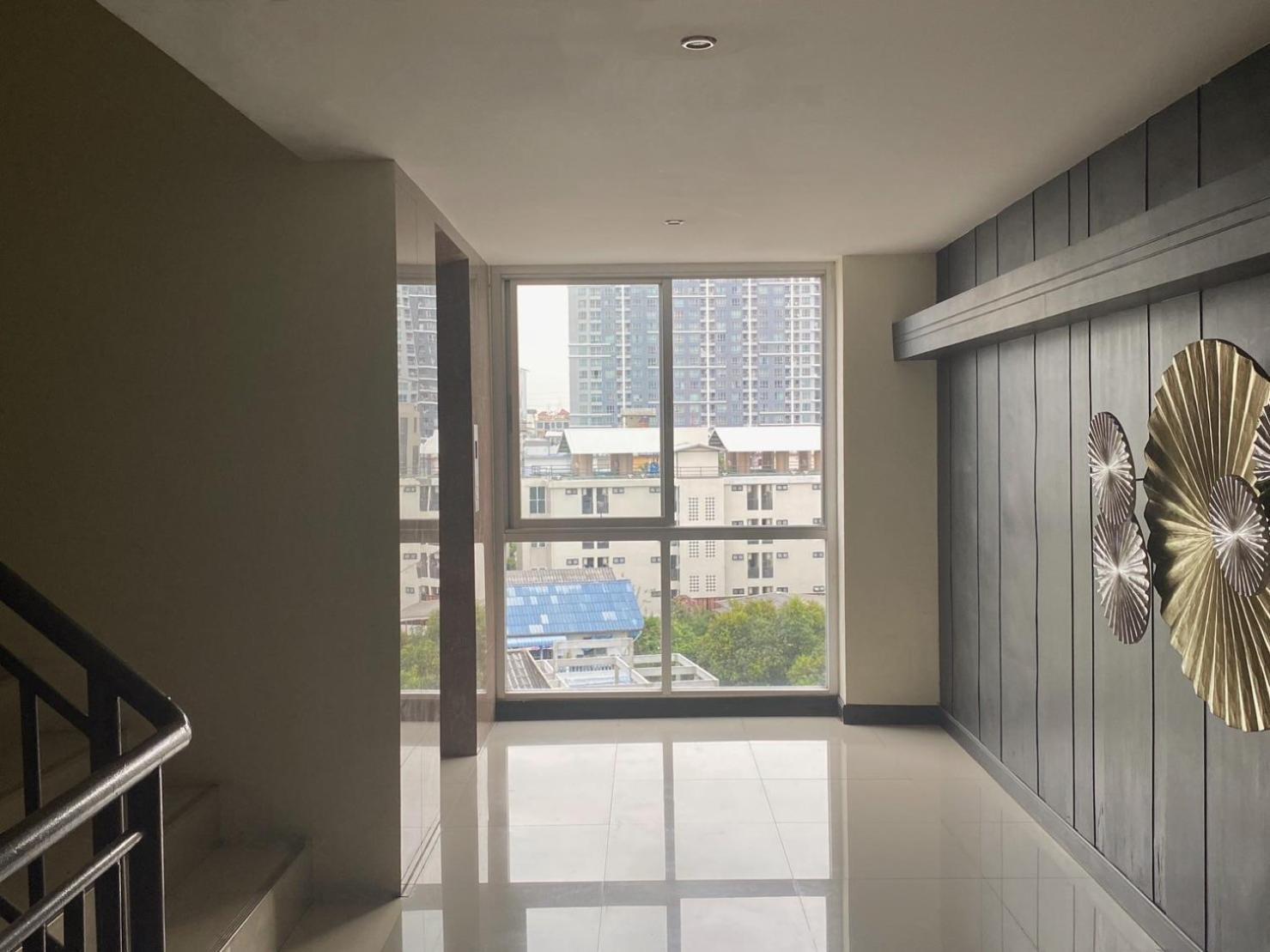 Leelawadee Modern Huaykwang 3* Bangkok